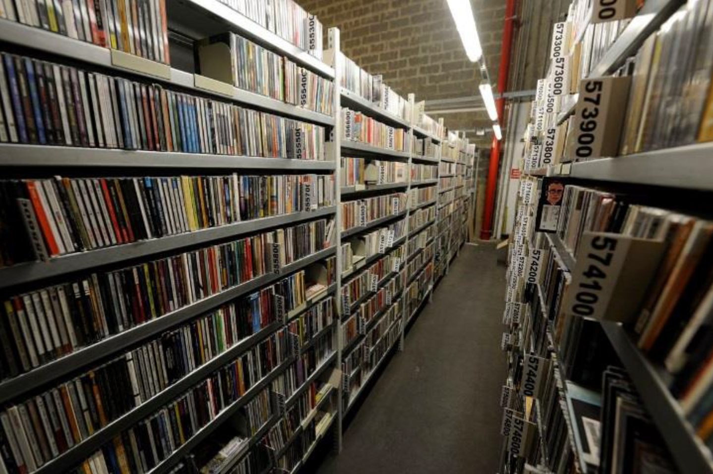 La Discothèque de Radio France est constituée de plus de 1.2 million de disques et de près de 2.5 millions de fichiers numériques © Christophe Abramowitz