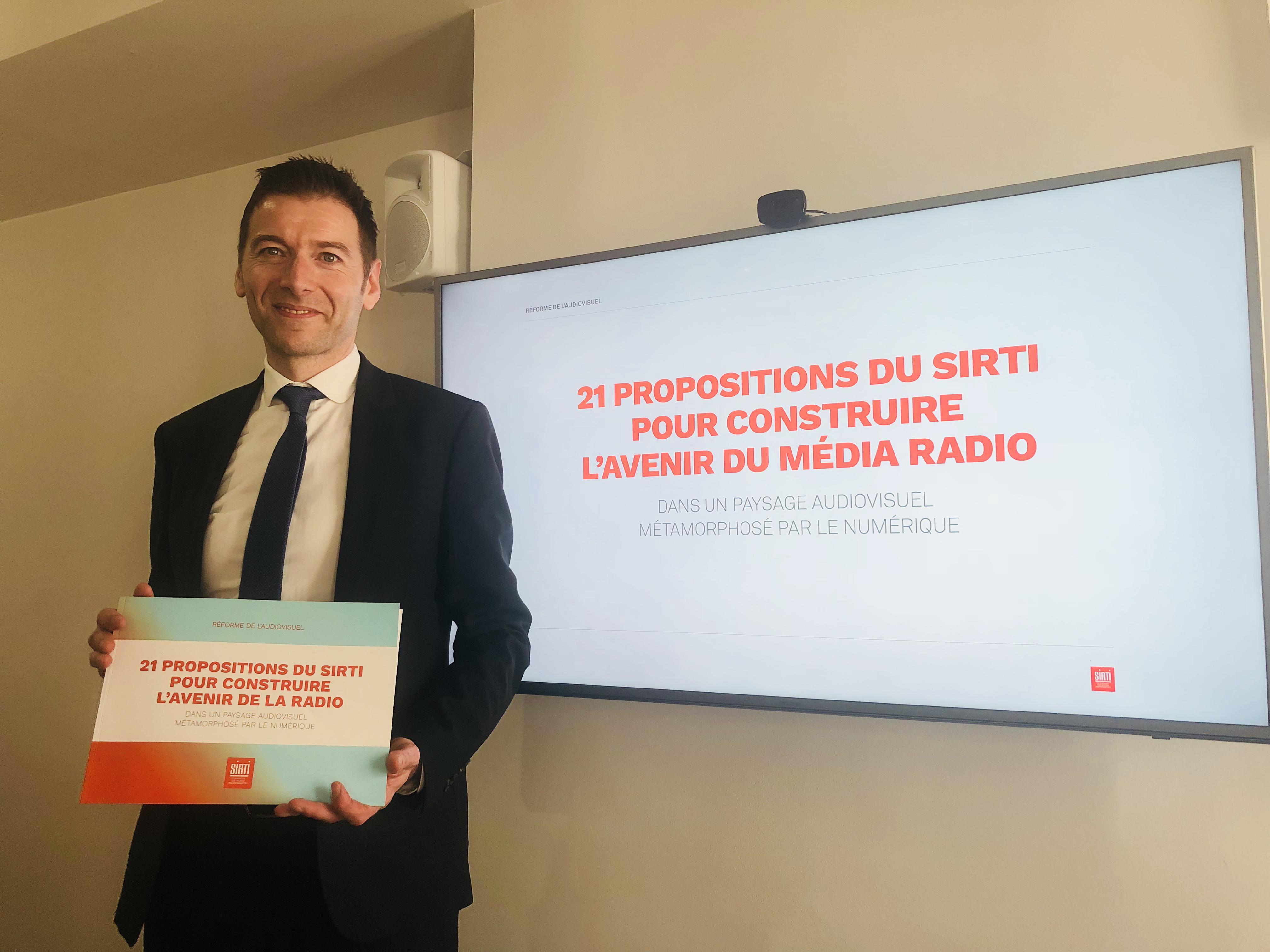 Alain Liberty a présenté les 21 propositions du SIRTI qui seront remises à la commission parlementaire