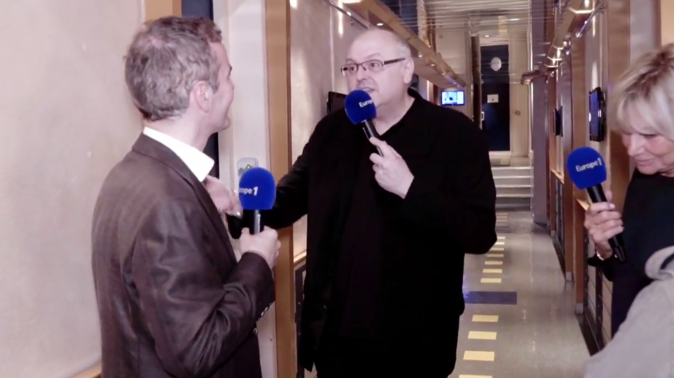 Dans les coulisses du "26bis" à Europe 1