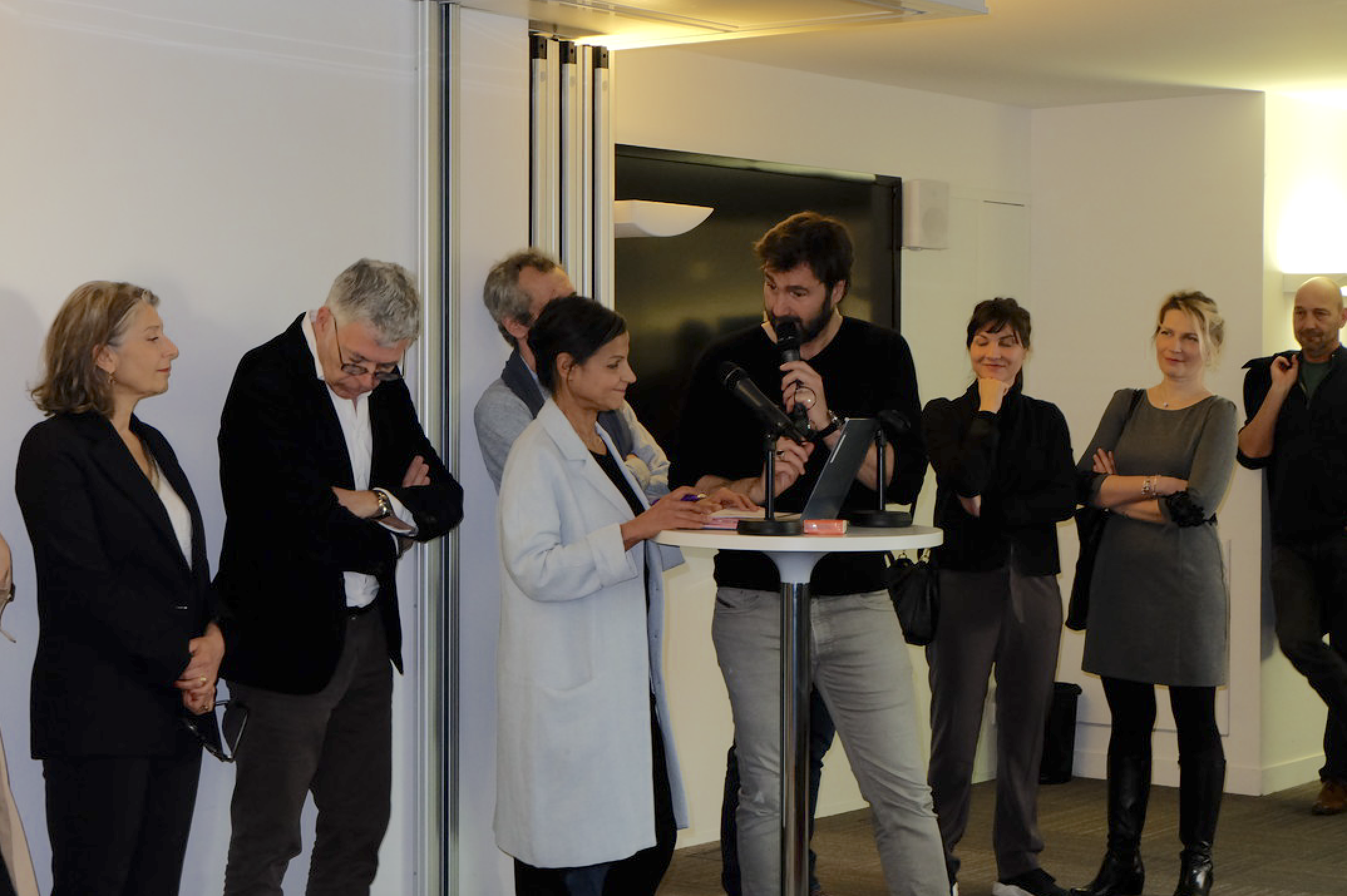 De gauche à droite: Sophie Perrot-Krikorian; Manuel Houssais (CPNEF-AV); Christophe Pauly (CPNEF-AV); Kheira Berger (ina); Eric Jean-Jean (RTL); Nuria Paolini et Marta Lehnen (CPNEF-AV) et Eric Lange