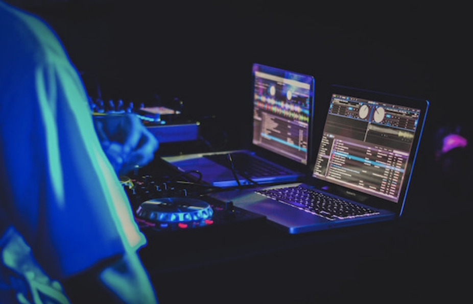 Selectro Radio diffuse le meilleur de la musique de club