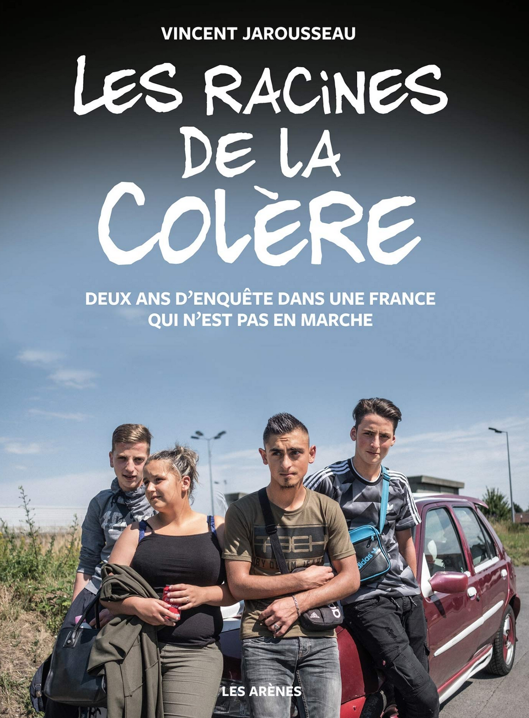 Vincent Jarousseau est photographe documentaire, membre de l’agence Hans Lucas et du collectif de journalistes indépendants Les Incorrigibles.