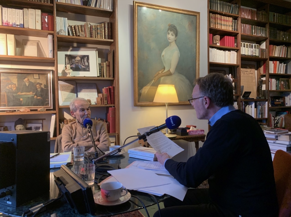 Une semaine spéciale avec Robert Badinter dans "Hondelatte Raconte" sur Europe 1 © Crédits Bettina Servan