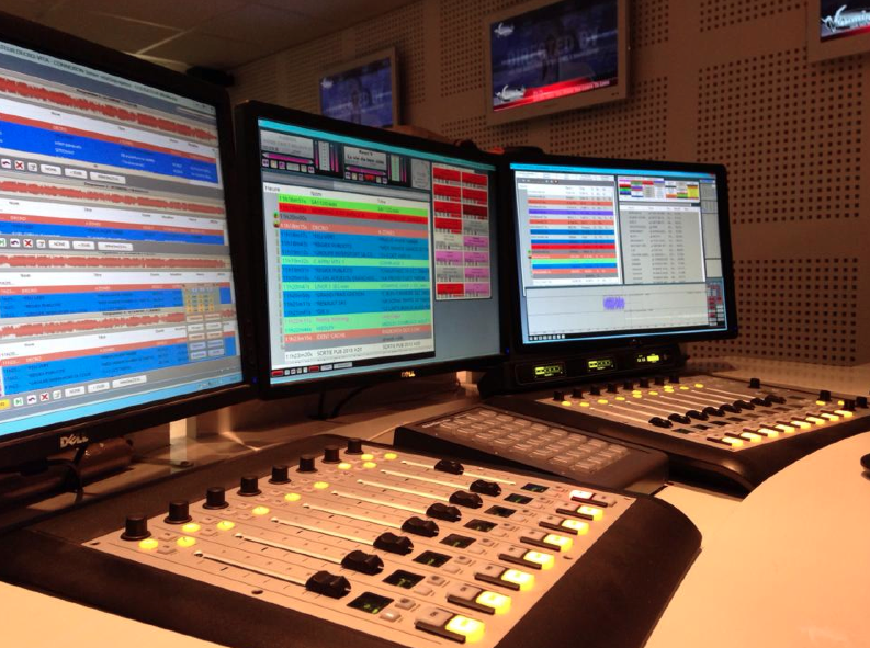 Une radio filmée au Salon de la Radio