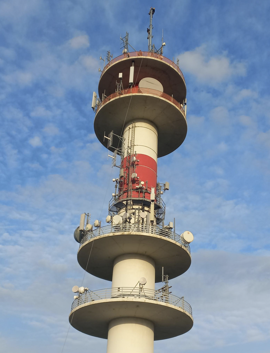 Pour permettre la diffusion en DAB+ de ces radios, les équipes de TDF ont réalisé de nouvelles installations techniques sur chacun des deux sites de TDF concernés.