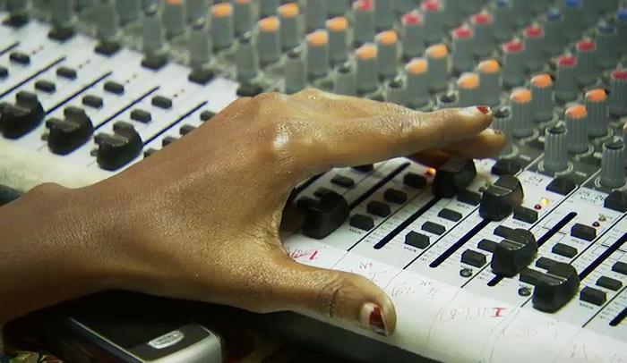 Sierra Leone : la radio remplace les écoles fermées à cause d'Ebola
