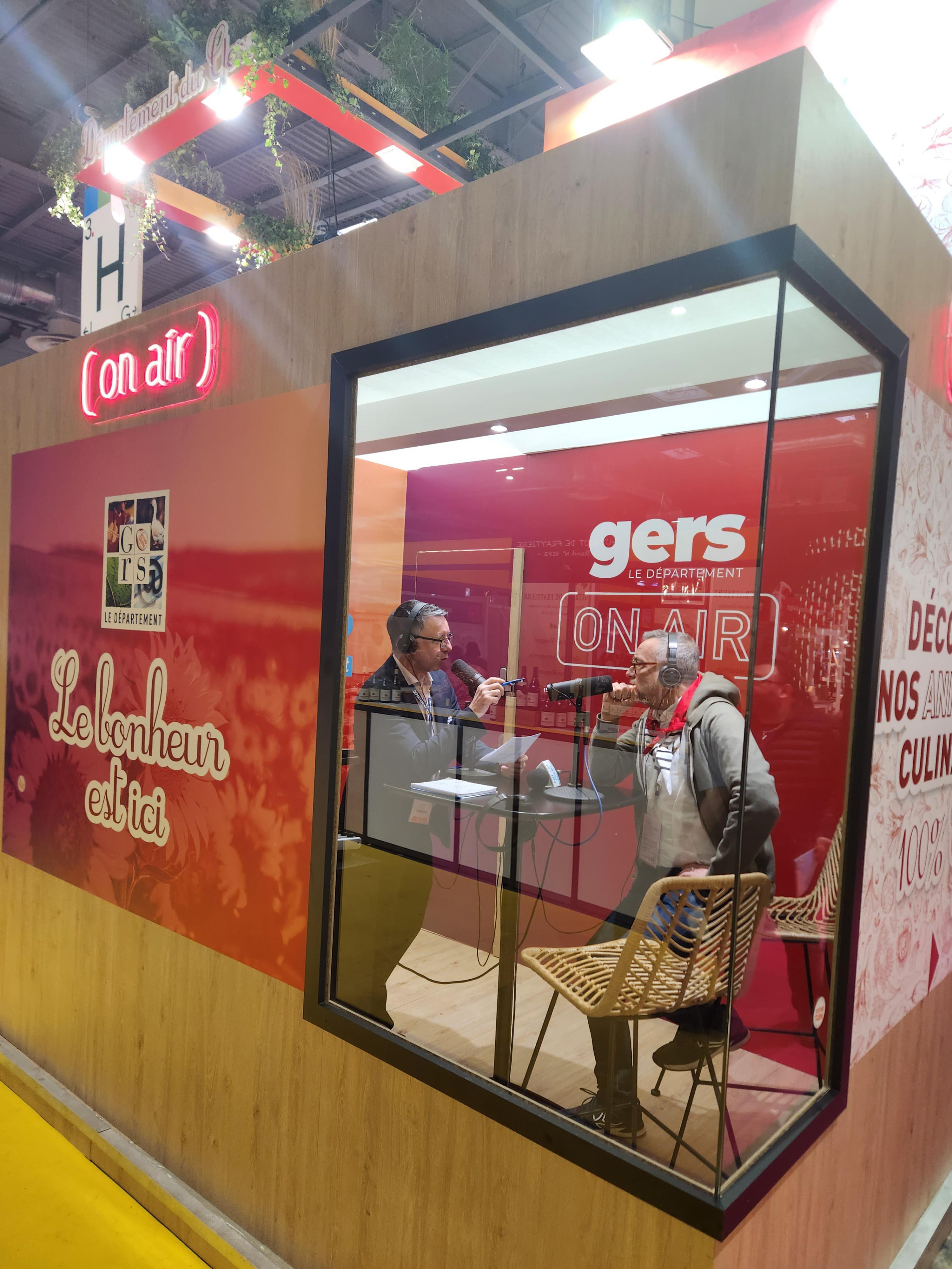 Hit FM Radio s'est installée au Salon de l'agriculture
