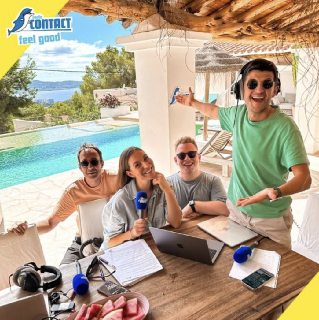 Une équipe de Radio Contact à Ibiza
