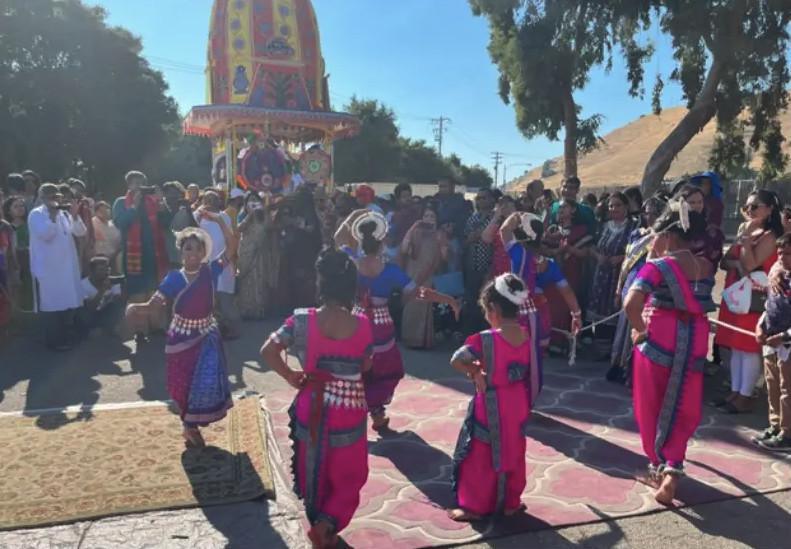 San Francisco Bay Area Celebrates Sri Jagannath Paribar Ratha Jatra with Over 1,100 Devotees