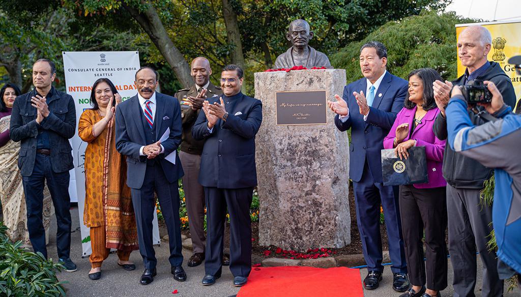 Global Tributes: Busts of Mahatma Gandhi Unveiled in Seattle and Tokyo
