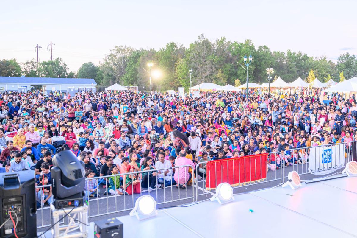 Grand Dushahra Festival in Edison Celebrates Indian Culture with Vibrant Performances and Traditions