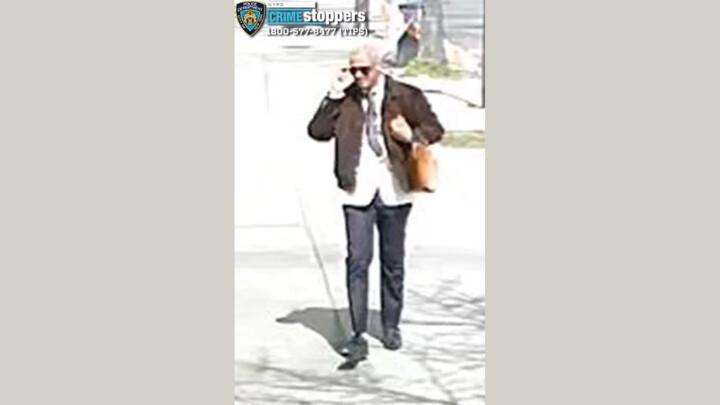 Man Caught Removing Hindu Flags from NYC Home, Trashes Them Nearby: NYPD Suspects Hate Crime Man Caught Removing Hindu Flags from NYC Home, Trashes Them Nearby: NYPD Suspects Hate Crime