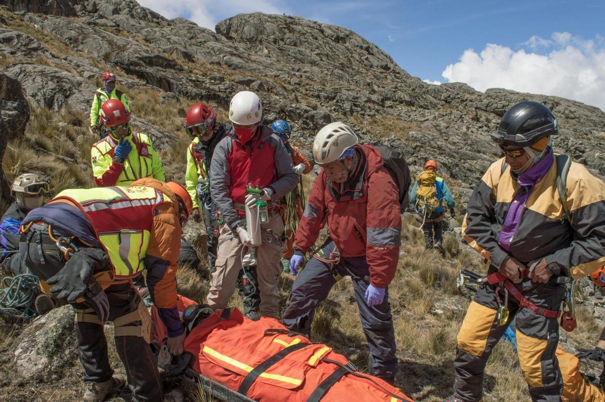 Indian Techie Dies in Washington Climbing Accident; Survivor's Ordeal