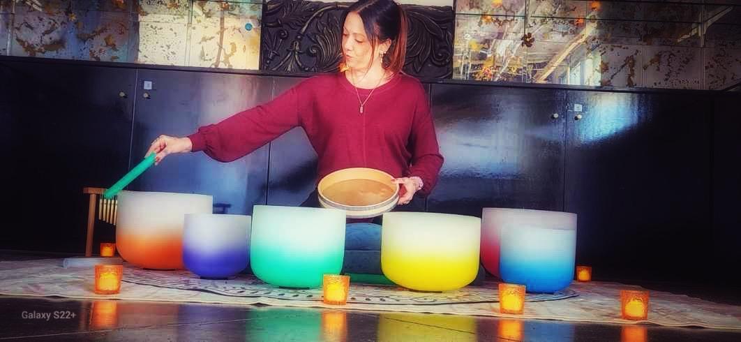 Lauren Smyth and Universal Vibrations Lauren Smyth and Universal Vibrations