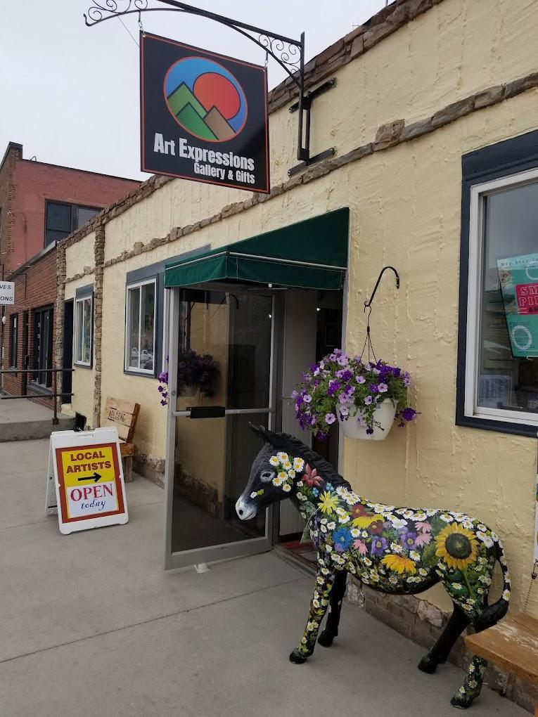 Shopping and Galleries Shopping and Galleries