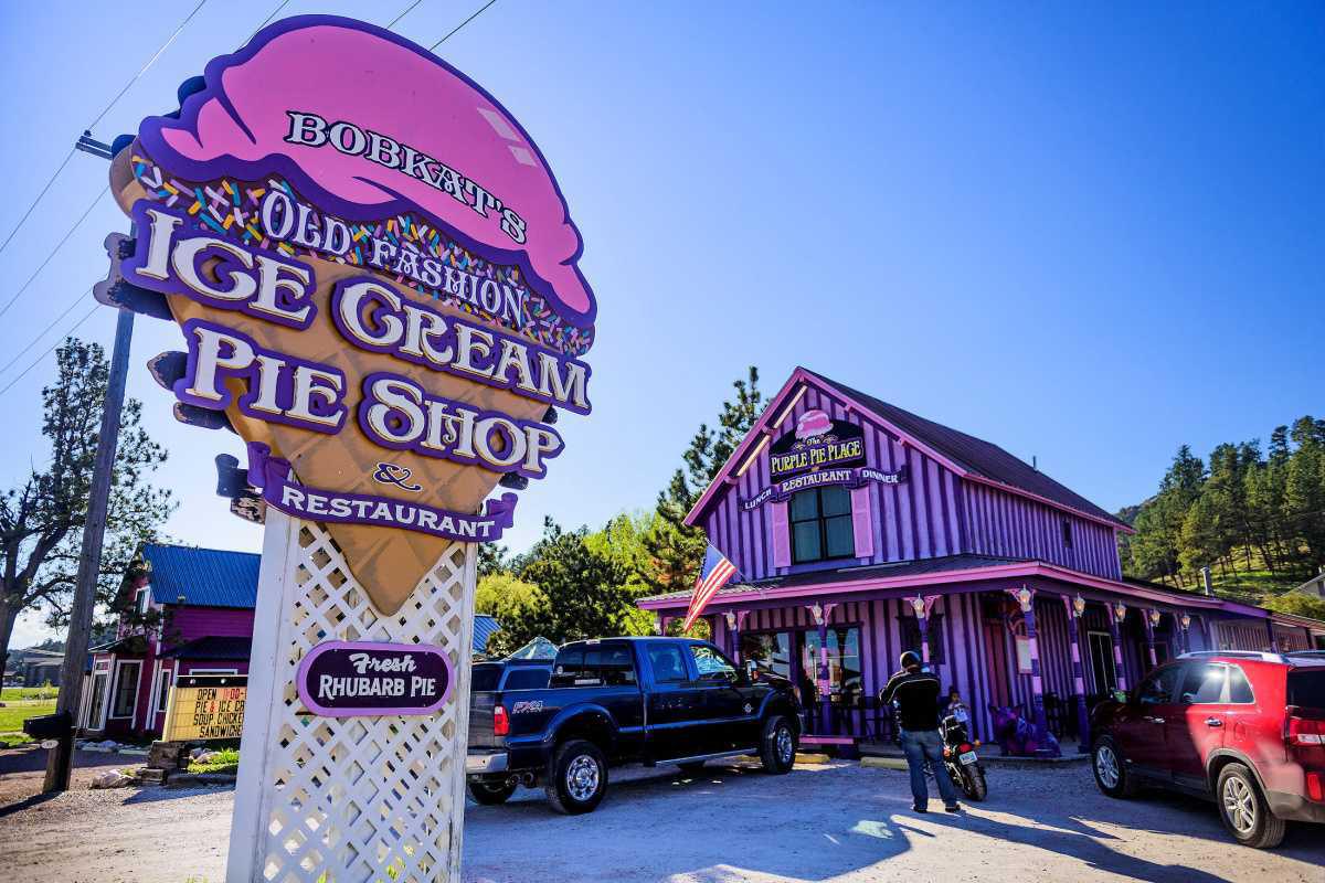 Dining and Desserts Dining and Desserts