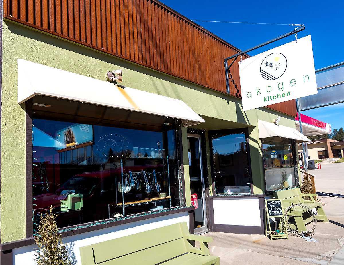 Dining and Desserts Dining and Desserts