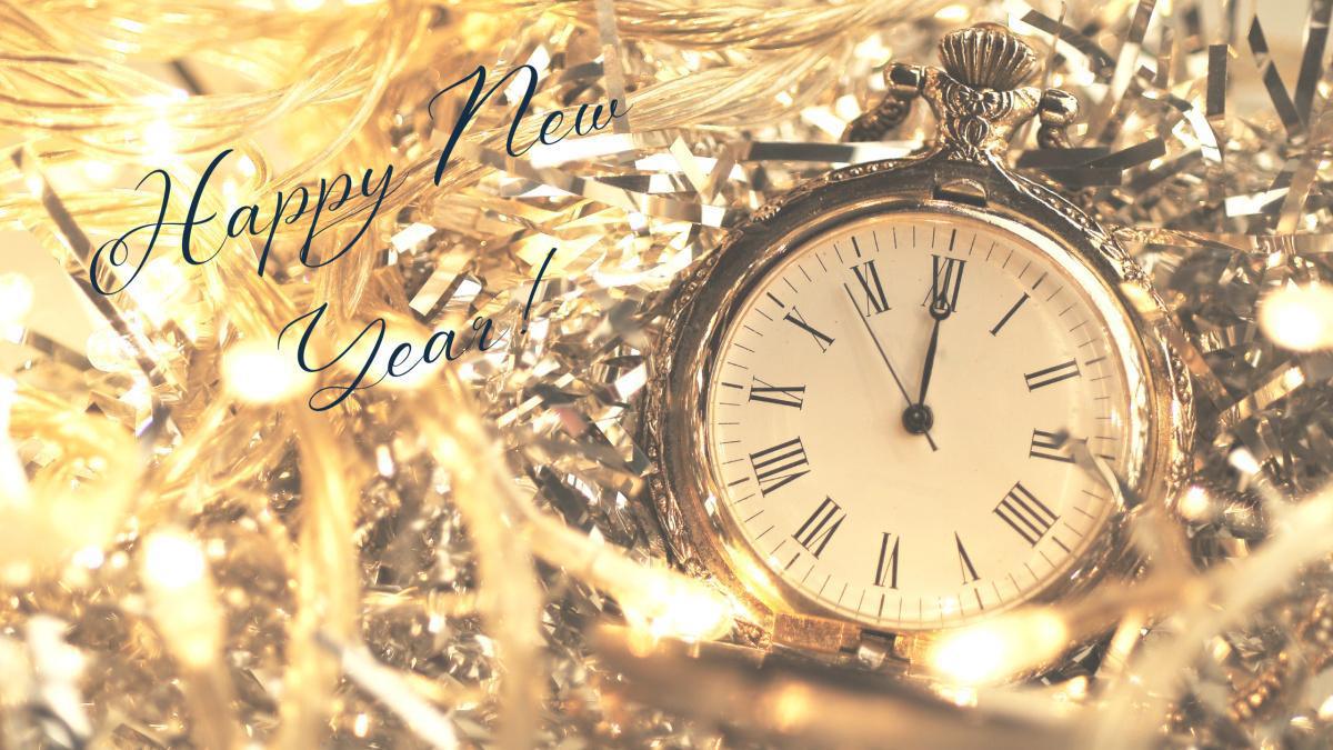 Welcoming the New Year: Aromatherapy Tips for a Joyful Transition