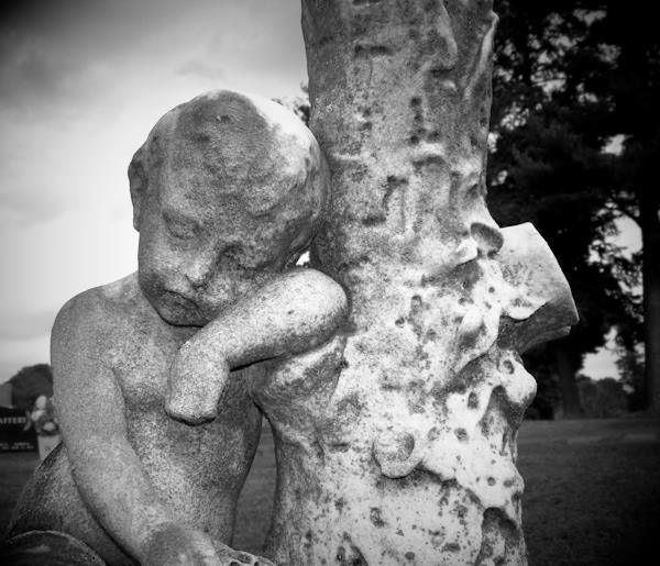 Navigating Grief: Exploring the Role of Essential Oils in Healing
