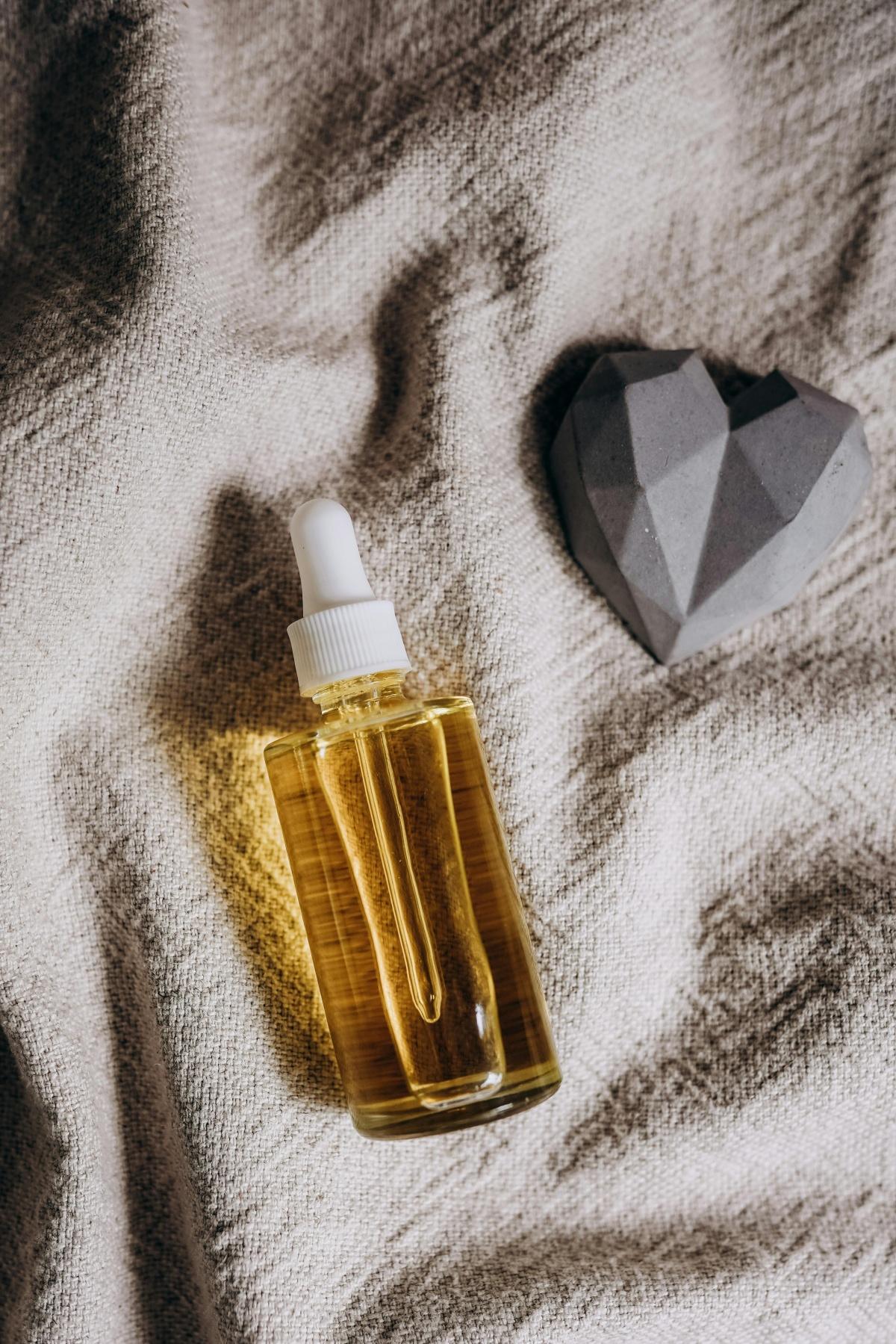 Aromatherapy for Heart Health: Supporting Cardiovascular Wellness Naturally
