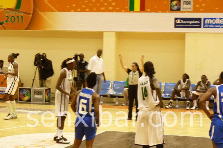 MAMADOU LAMINE BA, PREPARATEUR PHYSIQUE DE L’EQUIPE NATIONALE FEMININE:« La RDC ne peut pas peser lourd physiquement devant les Lionnes »