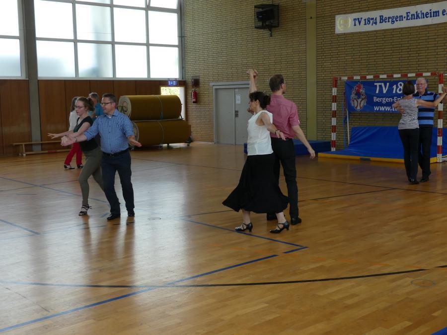 Lust auf Tanzen? Lust auf Tanzen?