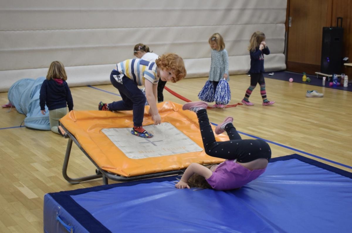 Trainer*in gesucht! Trainer*in gesucht!