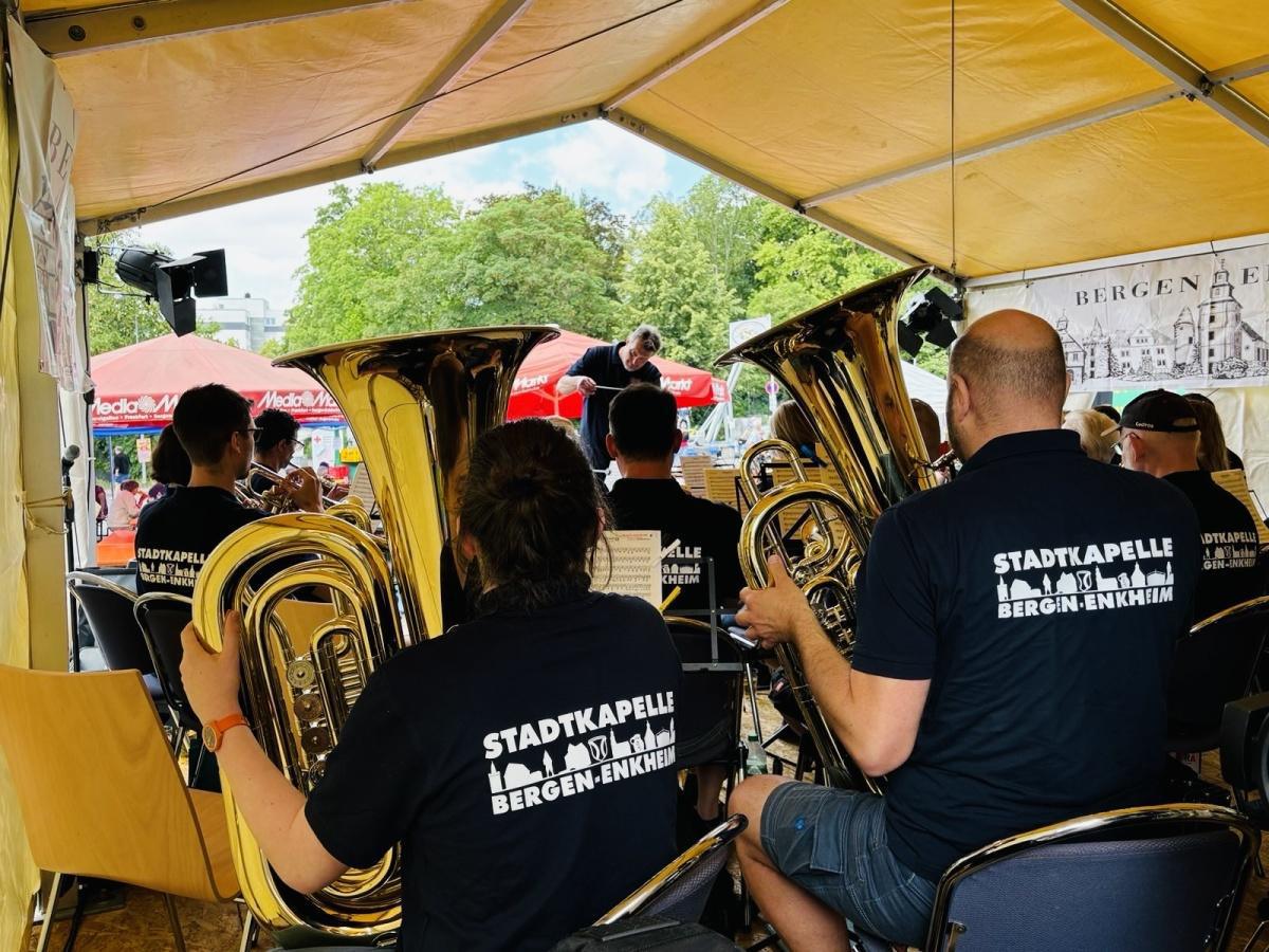 Stadtkapelle Bergen-Enkheim auf dem Altstadtfest