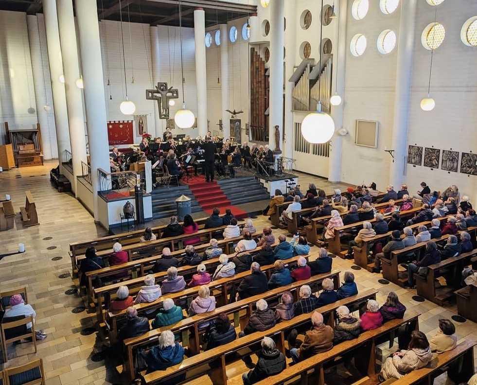 Benefizkonzert der Stadtkapelle Bergen-Enkheim Benefizkonzert der Stadtkapelle Bergen-Enkheim
