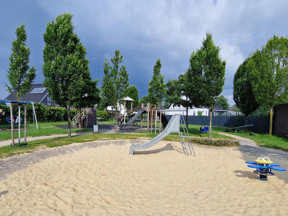 Spielplatz Franz-Ramesohl-Str. Spielplatz Franz-Ramesohl-Str.