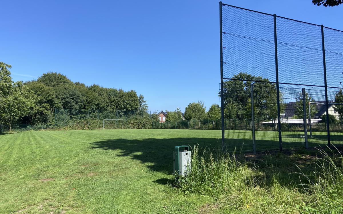 Bolzplatz "Rote Erde"