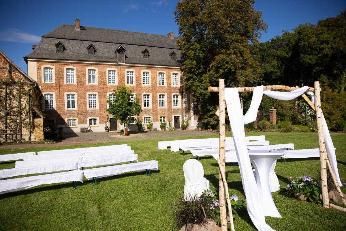 Die perfekten Hochzeits-Locations: Traumhafte Orte für euren großen Tag
