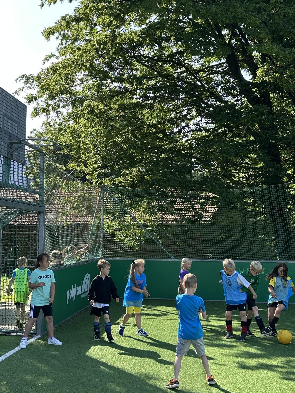 Großer Spaß beim traditionellen Soccer-Turnier an der Letter Grundschule