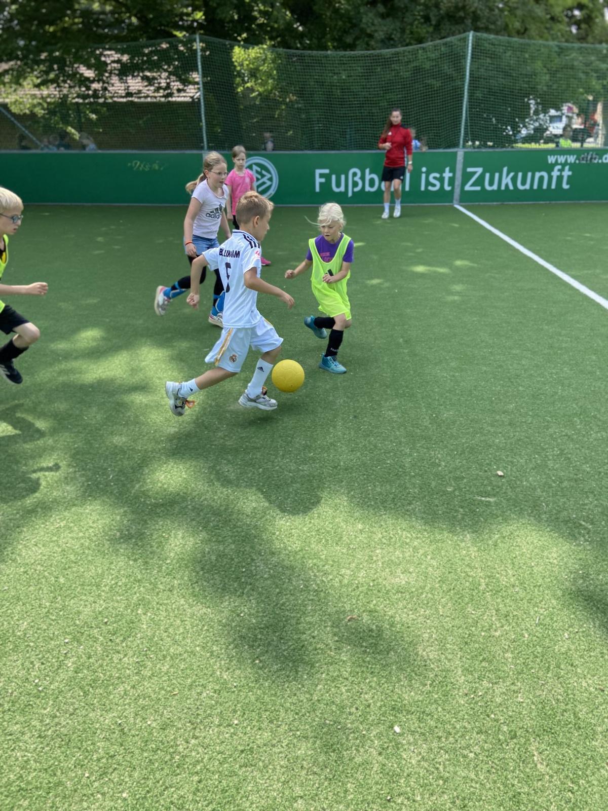 Großer Spaß beim traditionellen Soccer-Turnier an der Letter Grundschule