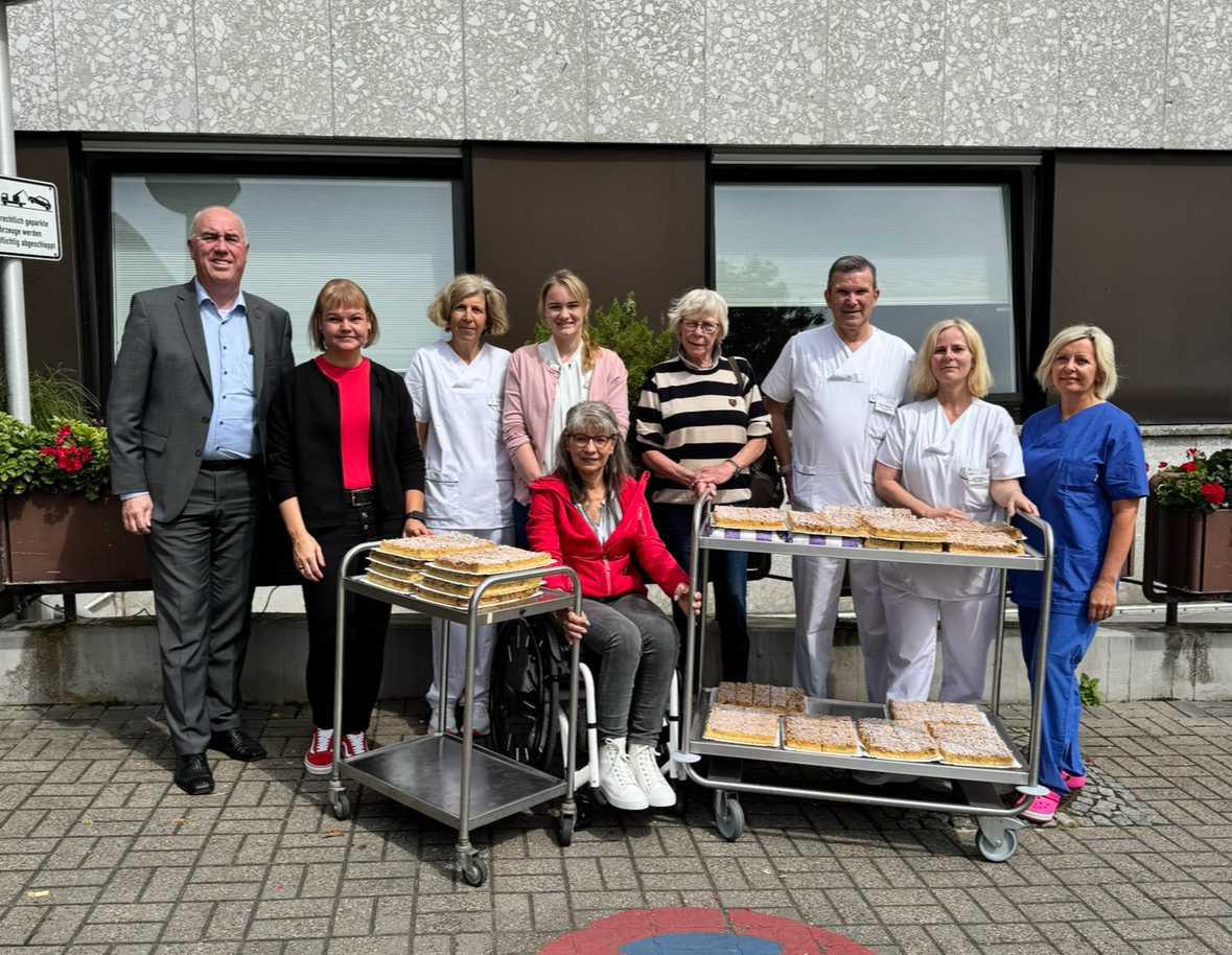 Kuchen-Aktion im Marienhospital: SPD Oelde sagt erneut Danke Kuchen-Aktion im Marienhospital: SPD Oelde sagt erneut Danke