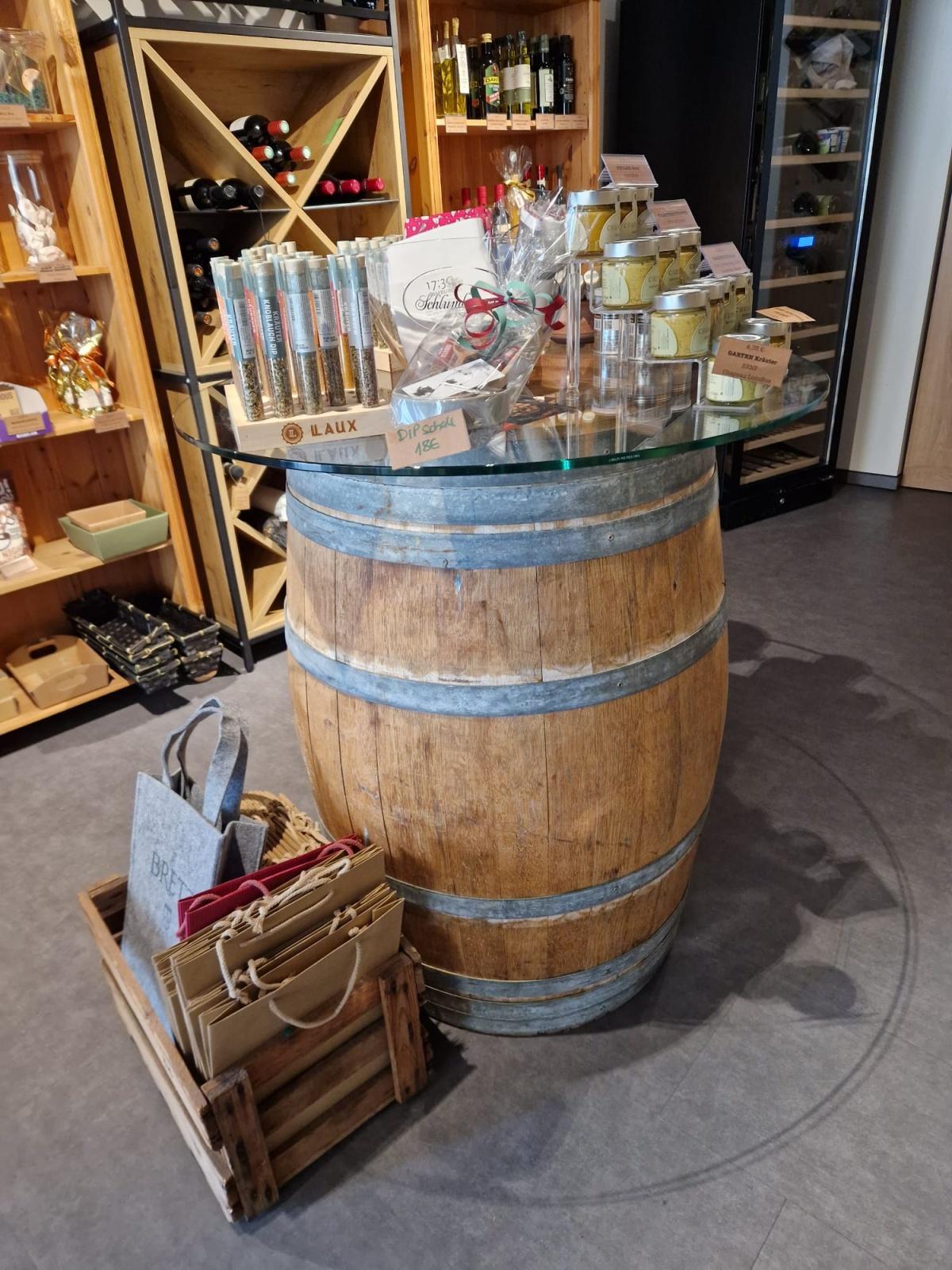 Mitten in Oelde wartet eine Chance - Villa Vier sucht neue Besitzerin oder neuen Besitzer! Mitten in Oelde wartet eine Chance - Villa Vier sucht neue Besitzerin oder neuen Besitzer!