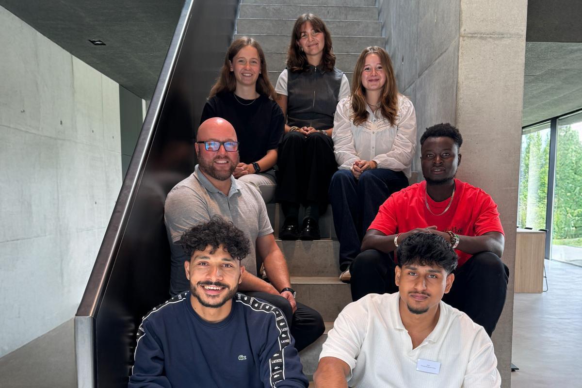 Ausbildungsstart bei Simplicity: Sieben neue Talente am Oelder Modecampus Ausbildungsstart bei Simplicity: Sieben neue Talente am Oelder Modecampus