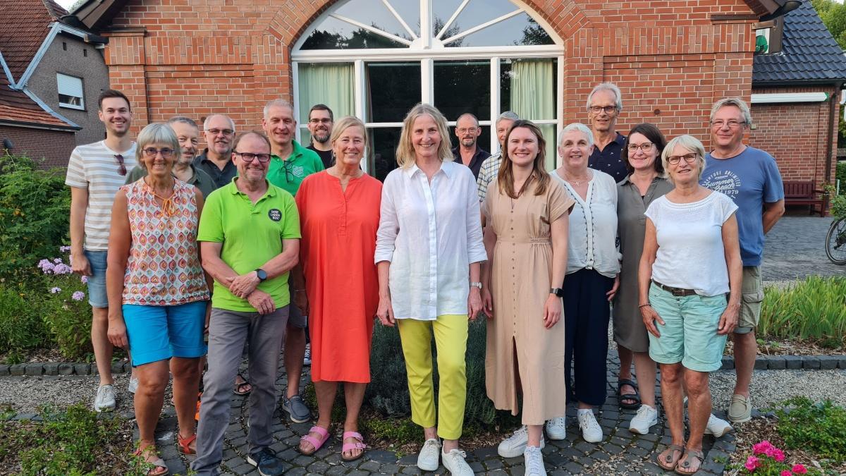 Barbara Köß lobt Ehrenamt und Zusammenhalt im Vitusdorf