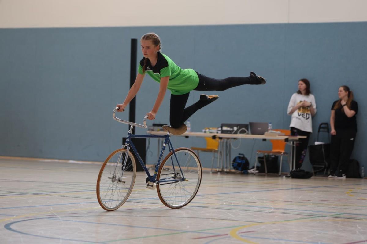RSV Schwalbe Oelde beim Schlossstattpokal in Velbert weiter auf Erfolgskurs RSV Schwalbe Oelde beim Schlossstattpokal in Velbert weiter auf Erfolgskurs