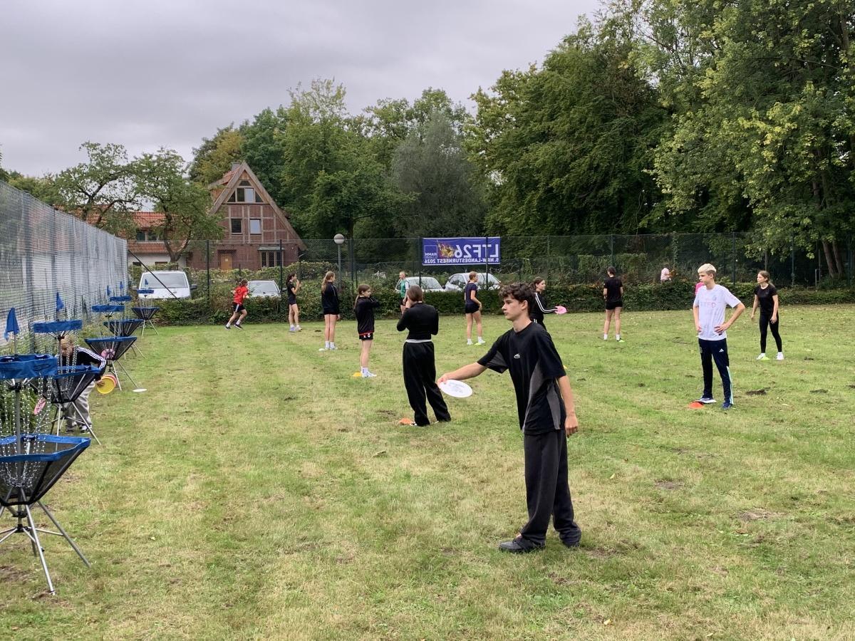 Gemeinsame Ausbildung der Sporthelferinnen und Sporthelfer Gemeinsame Ausbildung der Sporthelferinnen und Sporthelfer