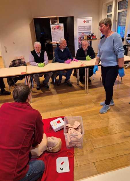 DRK Oelde setzt Erste-Hilfe-Kampagne fort