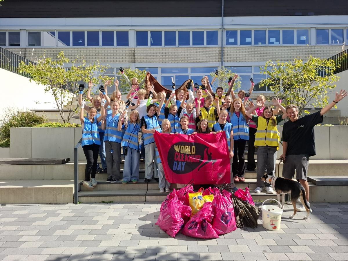 "World Cleanup Day" am TMG "World Cleanup Day" am TMG