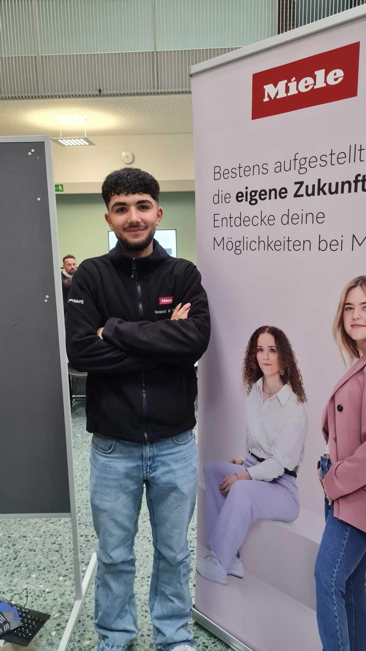 Gesamtschüler kommen mit 25 Unternehmen bei KarriereChat ins Gespräch Gesamtschüler kommen mit 25 Unternehmen bei KarriereChat ins Gespräch