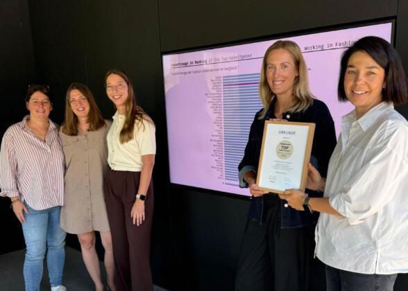 Top-Arbeitgeber mitten in Oelde: Simplicity überzeugt mit Platz 4 Top-Arbeitgeber mitten in Oelde: Simplicity überzeugt mit Platz 4