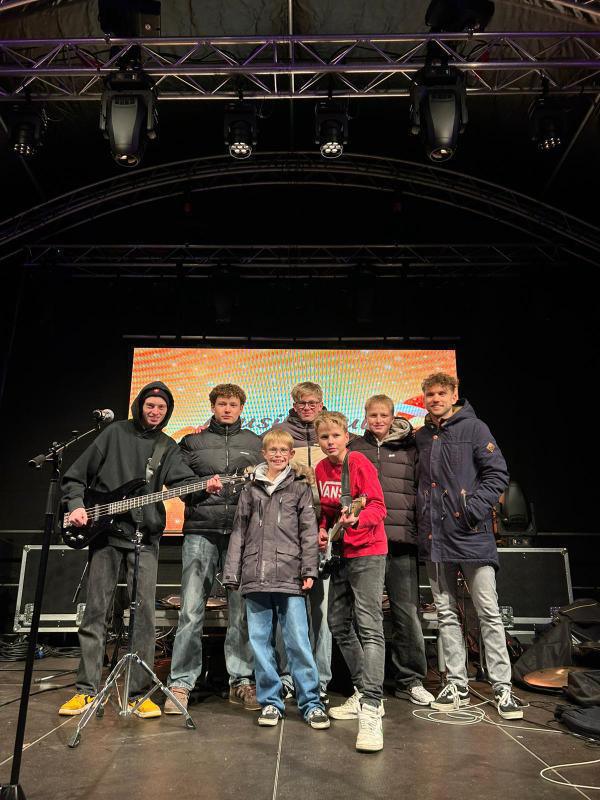 Schülerband Seven Monday begeistert Oelde
