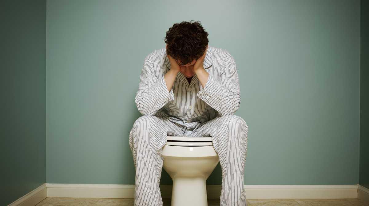 Wenn Mann nachts öfter die Toilette sieht als den Tiefschlaf Wenn Mann nachts öfter die Toilette sieht als den Tiefschlaf