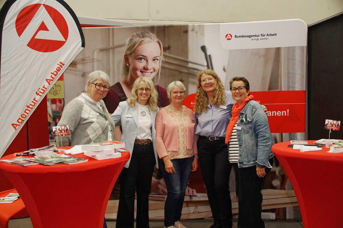 Bundesagentur für Arbeit berät an den Gesamtschulen Oelde und Ennigerloh