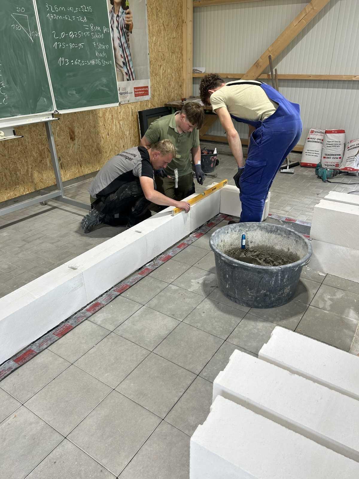„Wir bauen ein Haus“ – Handwerk erleben, Zukunft gestalten