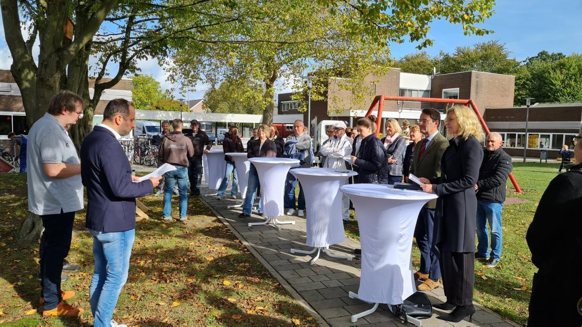 Zukunft wird hier selbst gebaut: Neue Halle für „Wir bauen ein Haus“ in Oelde eröffnet