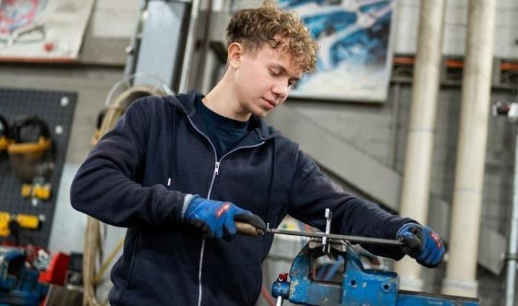 Ferien mal anders: Bei „JobErleben“ können Jugendliche selbst anpacken und ausprobieren
